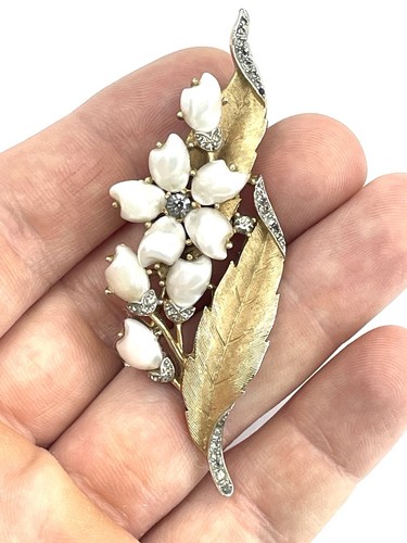 Rare vintage crown trifari - rare,