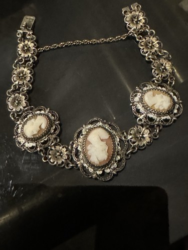 Beautiful victorian cameo - a,
