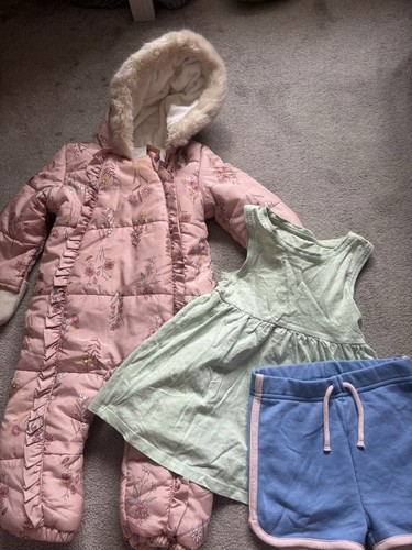 Girls clothing bundle size - bundle,