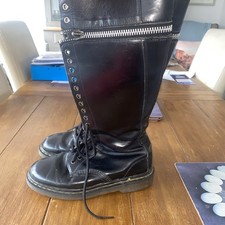 Dr Martens Airwair 20 Hole  Boots Size 6 UK Black Leather zips at top