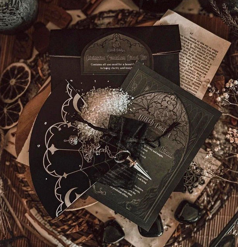 Witch casket exclusive - witch,