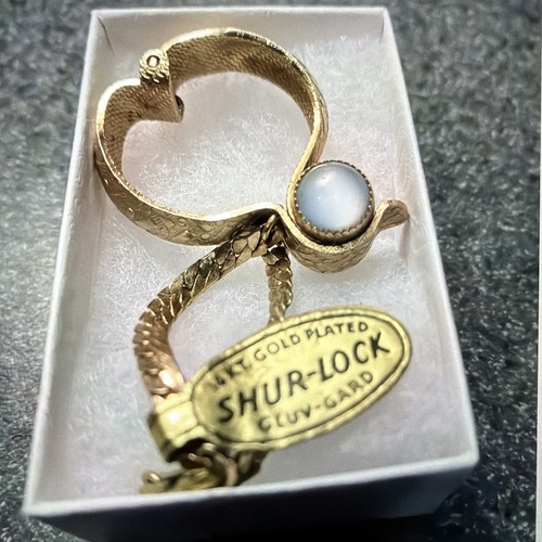 Vintage shur lock 14kt - vintage, gold