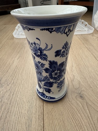 Royal delft blue and - blue, white