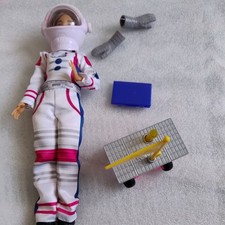 Barbie Astronaut 2015