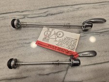 Vintage NOS XTR M900 Skewer