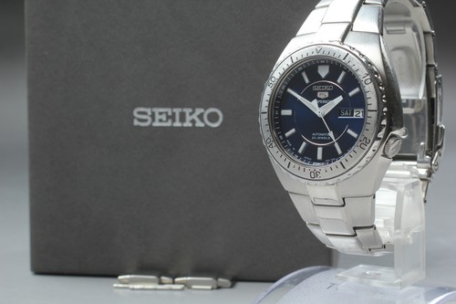 Near mint seiko 5 superior - [near,