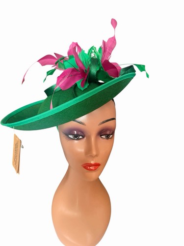 Green and fuchsia pink - green,