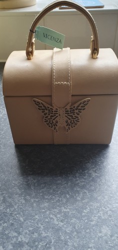 Vicenza leather jewellery box - leather,