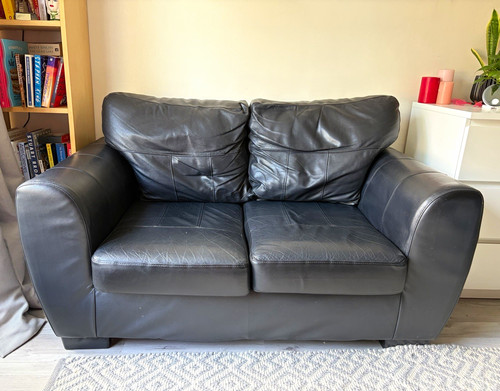 Wyvern black faux - black, leather