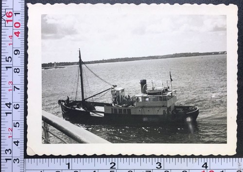 Fishing vessel boat commercial - vessel,