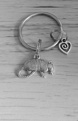 Sweet armadillo keyring - ,