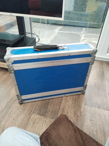 Heavy duty blue rack mount - 2u,