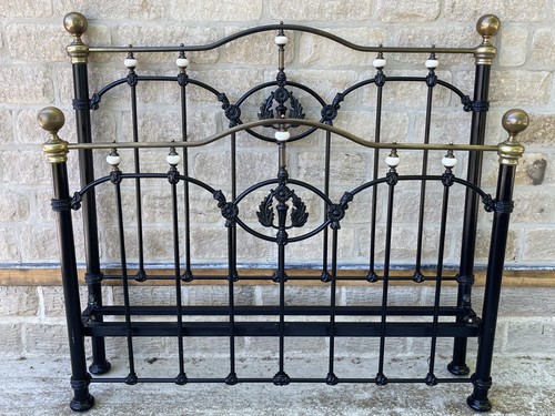 King and to bed - bed, brass