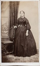 BAKEWELL DERBYSHIRE CDV LADY