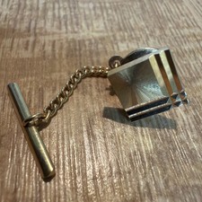 VINTAGE - "DESIGN EMBOSSED" -