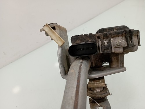 8e1955119 441394 front - 8e1955119,