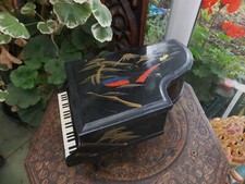 Vintage Musical Jewellery Box Mount Fugi Black Lacquer Plays Well Pigeon Turner