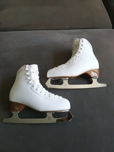 Size scott hamilton - -,