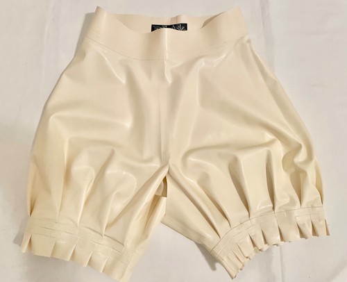 Latex white frilly bloomers - white,