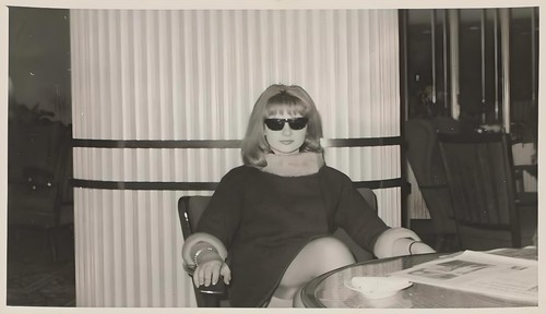Mandy rice davies unsigned - davies,