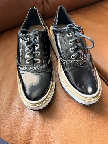 Black patent leather - black, oxford