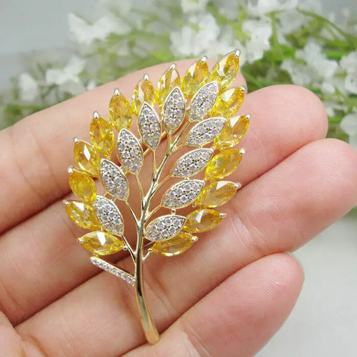 New gorgeous yellow zircon - new,