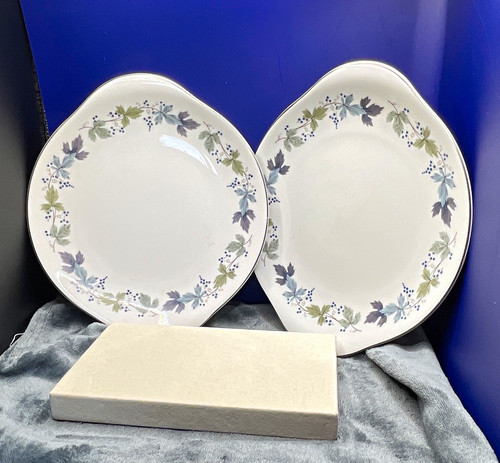 Royal doulton burgundy - burgundy, tc1001