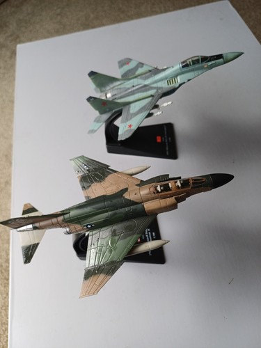 Amercom diecast 100 model - amercom,
