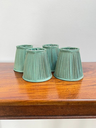 Turquoise pleated clip - pleated, on