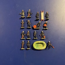 Starlux Firefighter Figures &