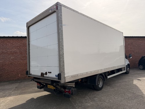 Large luton body with
