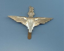 PARACHUTE REGIMENT KC.WHITE
