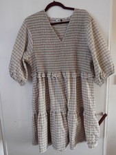 Ladies Beige/Cream Gingham