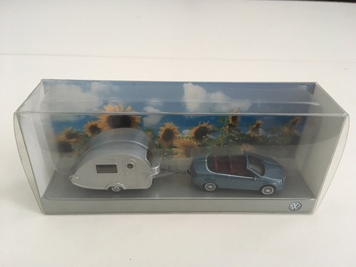 Eos vintage caravan - +,
