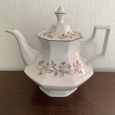 Vintage Johnson Brothers "Eternal Beau" Large Tea Pot - Ex Condition Never Used