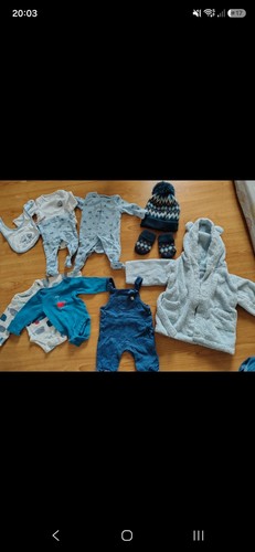 Newborn baby clothes bundle - baby,