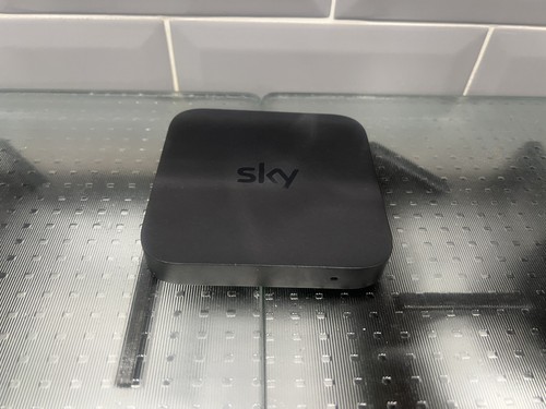 Sky stream puck streaming - sky,