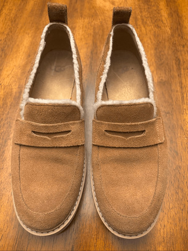Ugg loafer