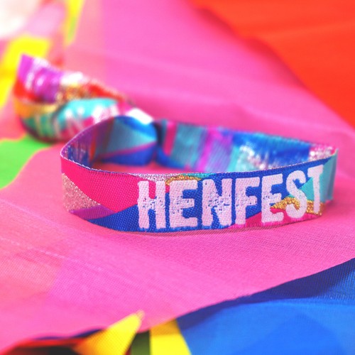 Henfest hen - henfest, (multi-coloured)