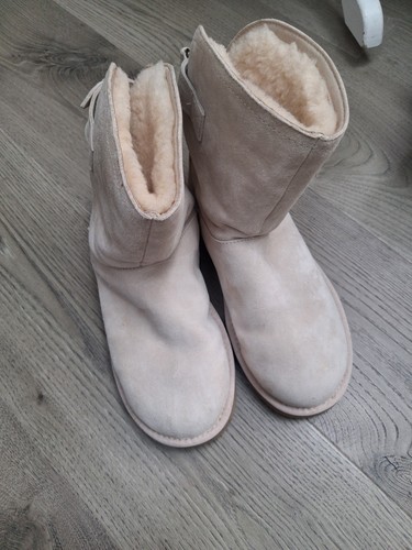 Lovely plush ugg - lovely,