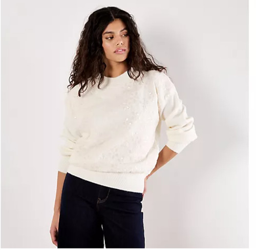 Bnwt apricot embroidered - *apricot,