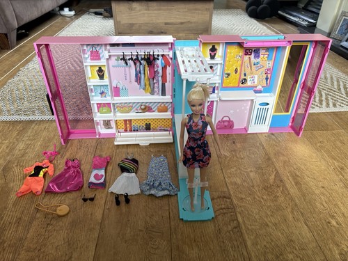Barbie fold go closet - barbie,