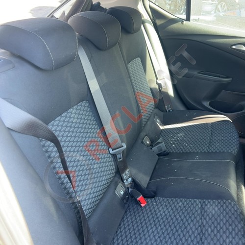 Vauxhall astra design cdti s - vauxhall, s/s