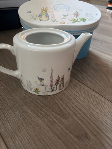 Peter rabbit original tea pot - rabbit,