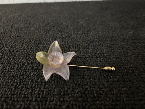 Iris brooch crystal daum - brooch,