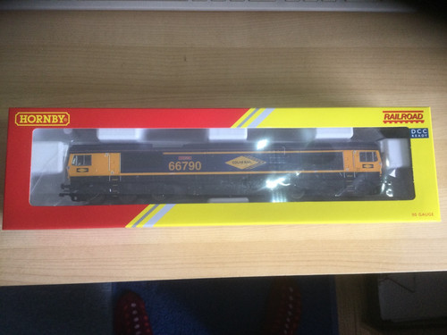 Hornby r30533 railroad - r30533, colas