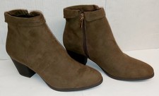 Ladies Suede Brown Boots