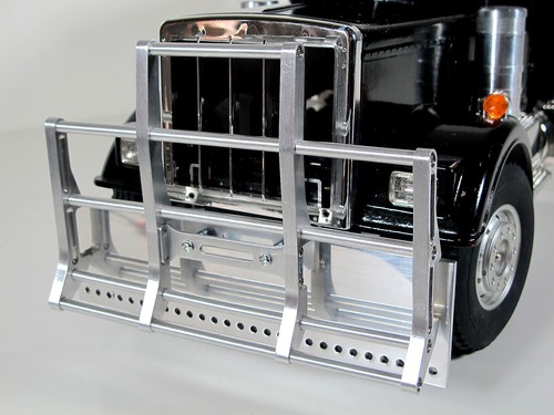 Aluminum front bumper - front,