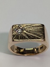 9CT GOLD DIAMOND BLOCK RING