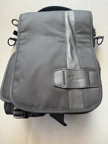 Lowepro black camera bag - black,